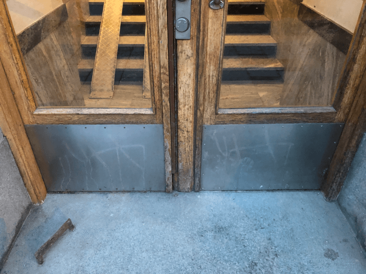 Portrenovering – bild 2 av 3